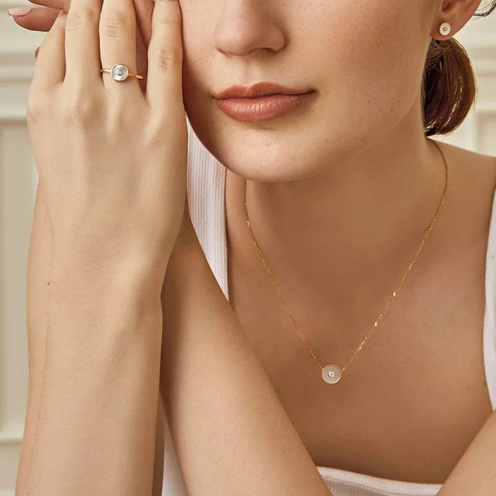 WISHING COIN COLLECTION Mother-of-Pearl 18K Gold Diamond Necklace WISHING COIN COLLECTION Mother-of-Pearl 18K Gold Diamond Necklace WISHING COIN COLLECTION
