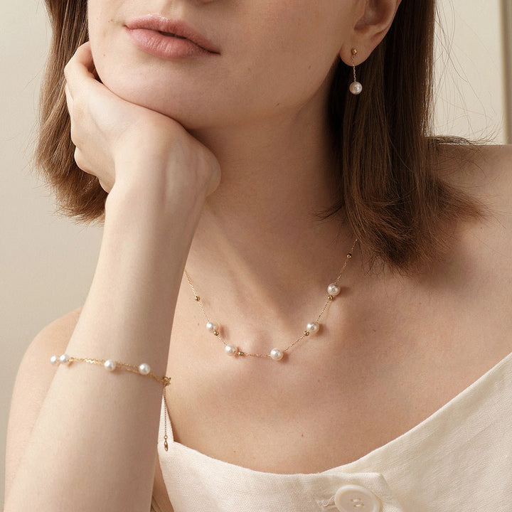 Akoya 18k Yellow Gold Baby's Breath Smile Necklace - HELAS Jewelry