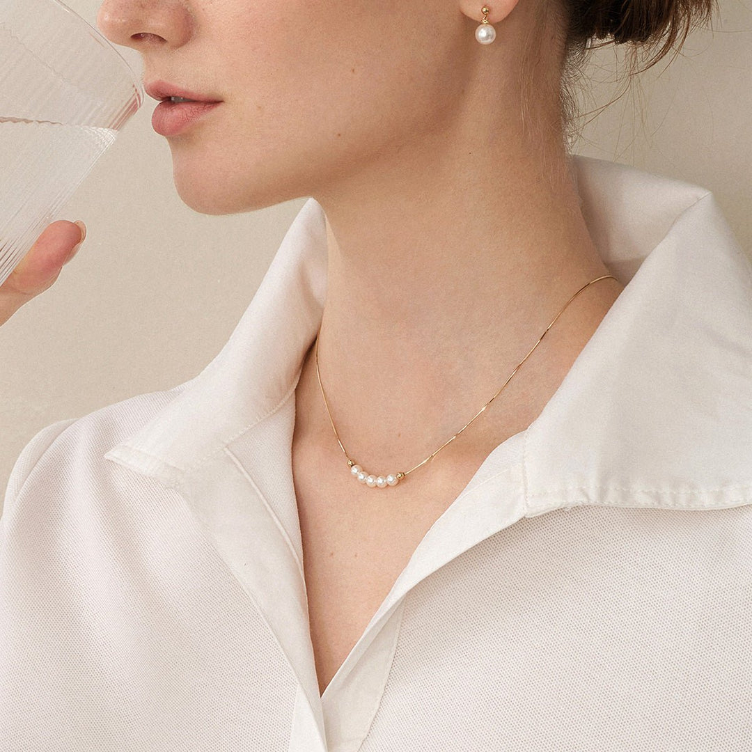 Akoya 18k Yellow Gold Baby's Breath Smile Necklace - HELAS Jewelry