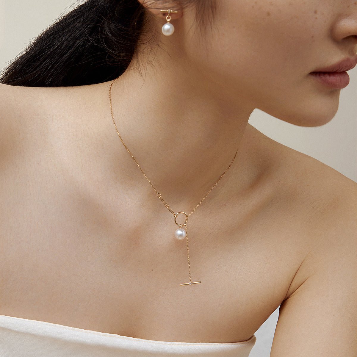 Akoya Pearl 18K Gold Diamond Tension Poise Clasp Necklace - HELAS