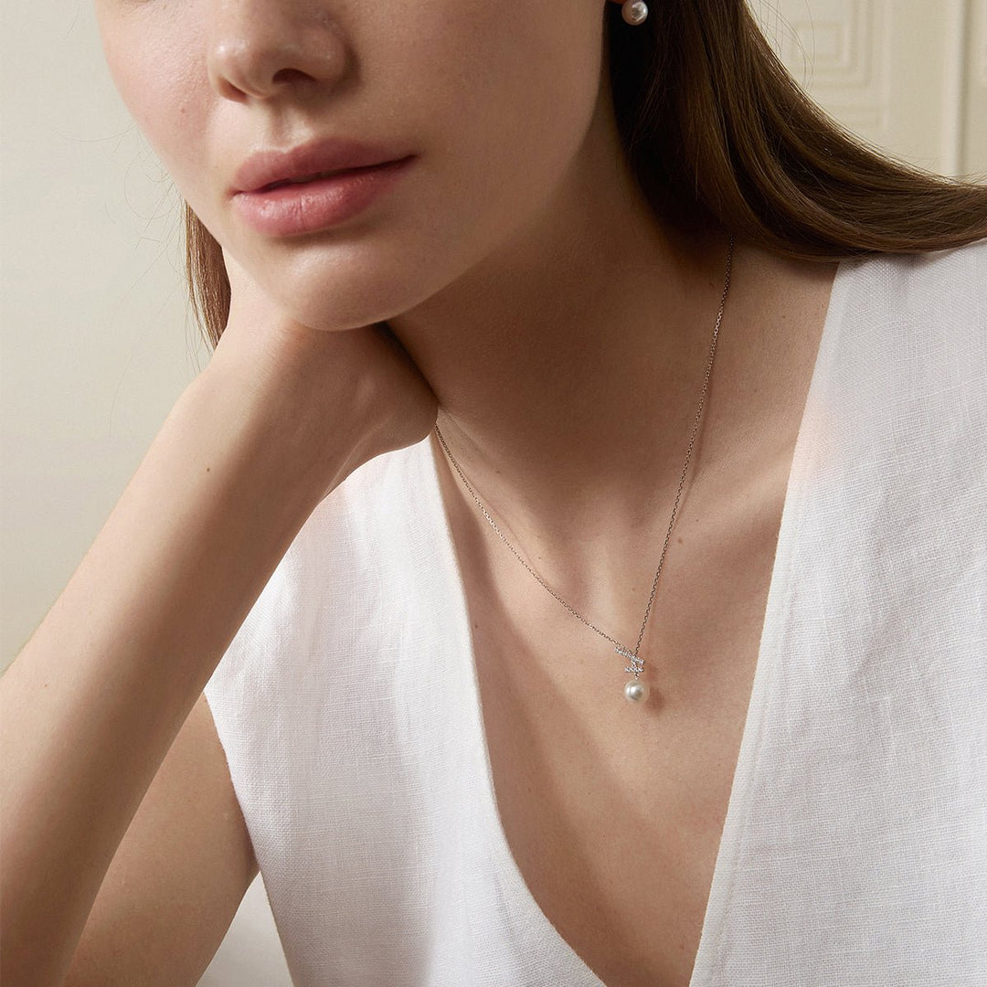 Akoya Pearl 18K Gold Diamonds Sparkle Flying Necklace - HELAS Jewelry