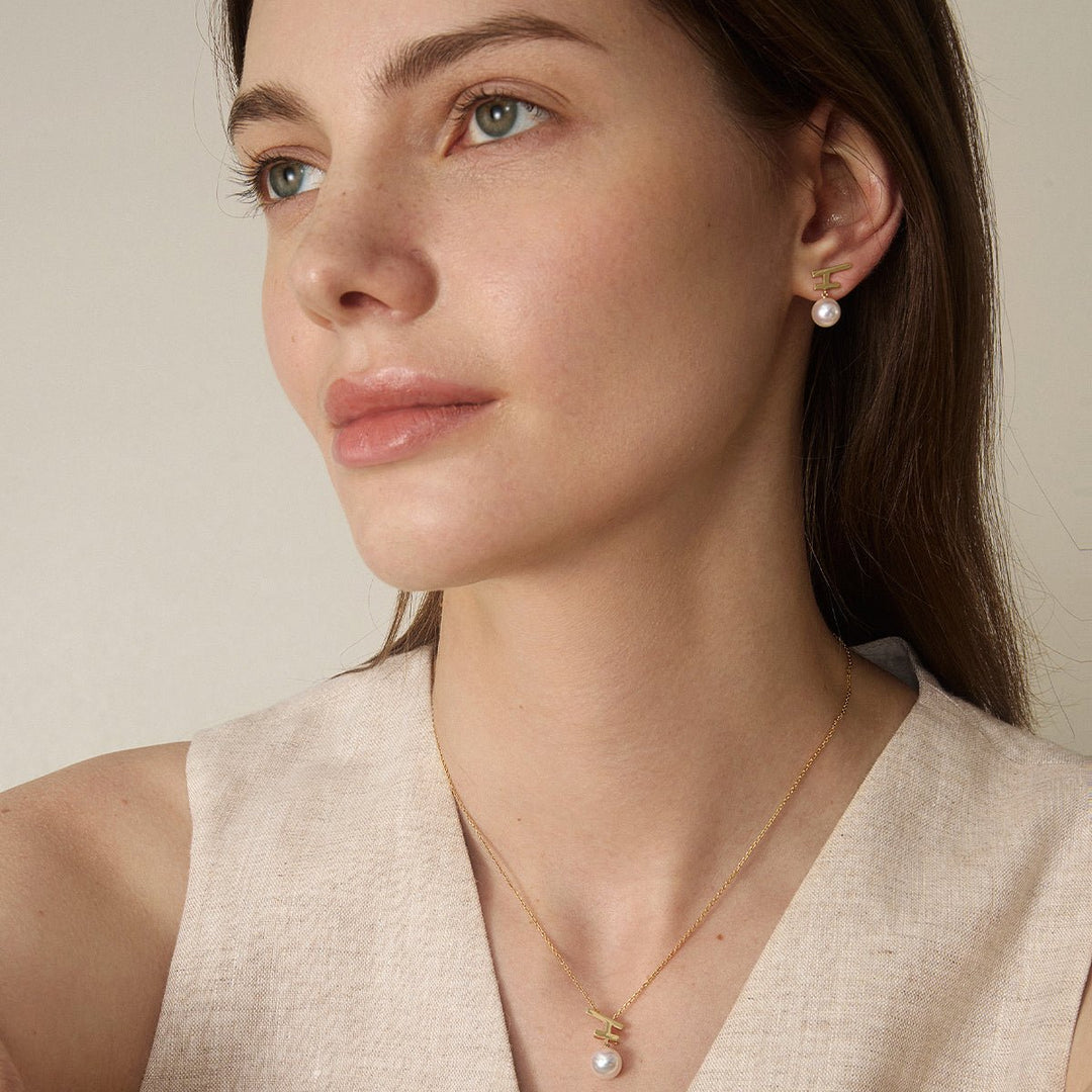 Akoya Pearl 18K Gold Fashion Flying Earrings - HELAS Jewelry