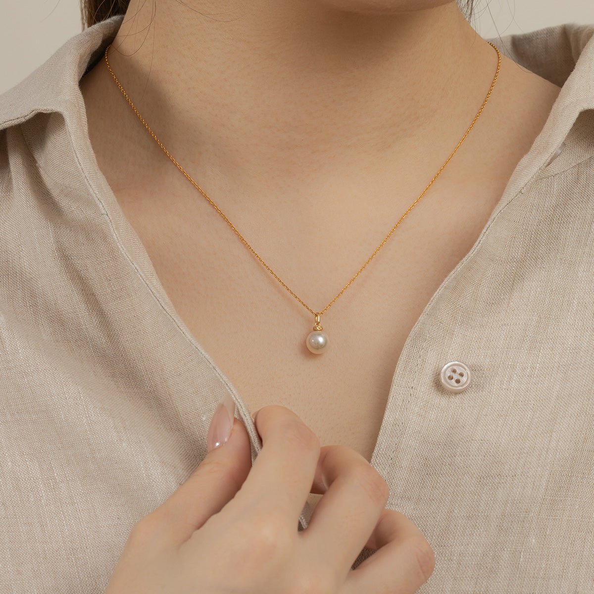 Akoya Pearl 18K Gold Italian Casual Style Pendant Necklace - HELAS Jewelry