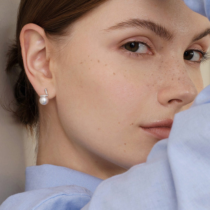 Akoya Pearl 18K White Gold Classic Wave Stud Diamonds Earrings - HELAS Jewelry