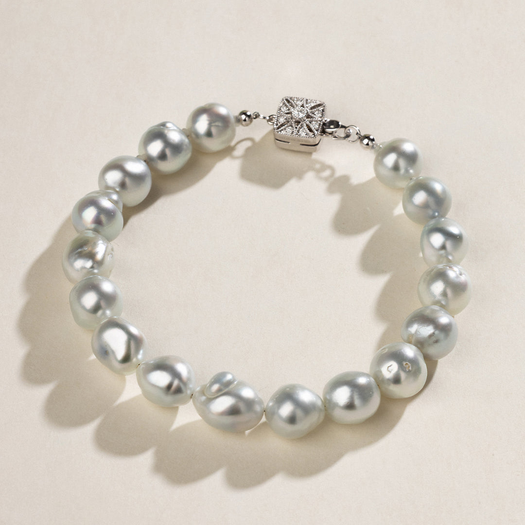 South Sea Pearl 10K White Gold Square Clasp Diamond Elegant Bracelet