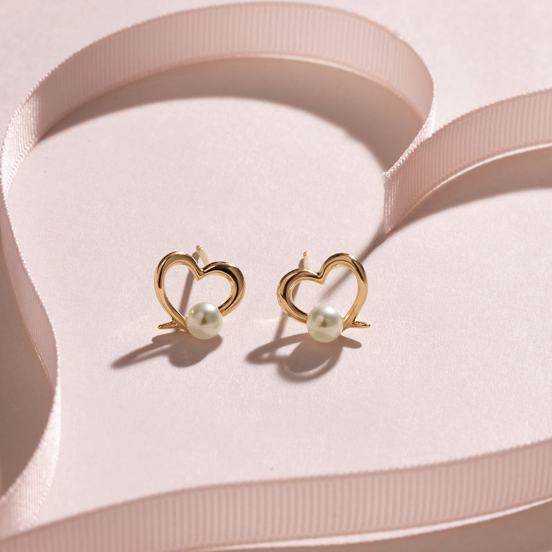 Freshwater Pearl 9K Gold Heart Romance Studs Earrings