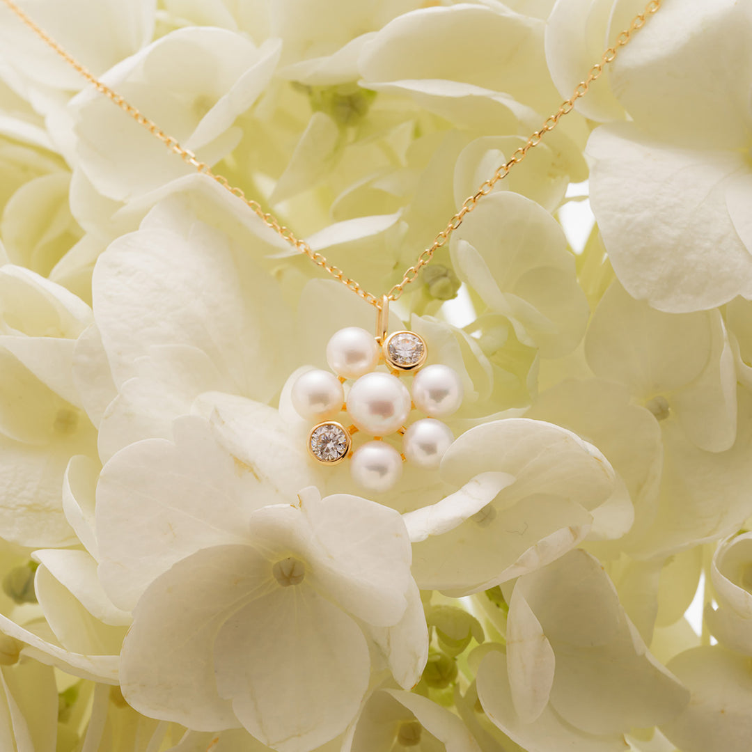 Freshwater Pearl 9K Gold Lab-Grown Diamond Dandelion Pendant Necklace