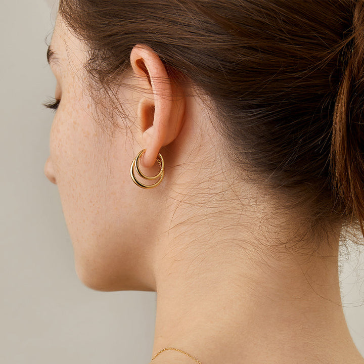 18K Solid Gold Polished Hoop Earrings