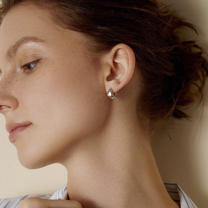 18K Gold Simple Drop Ear Hoop Earrings - HELAS Jewelry