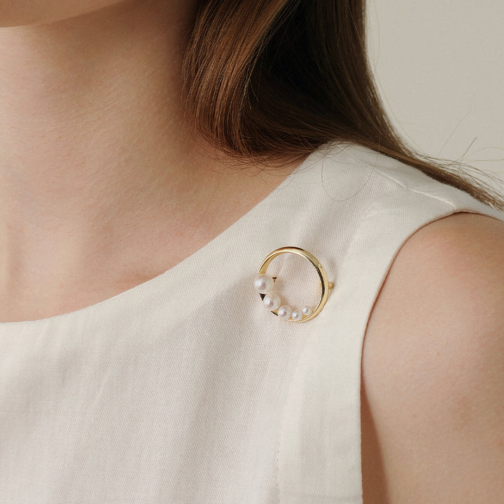 Freshwater Pearl 925 Sterling Silver Waltz Style Brooch