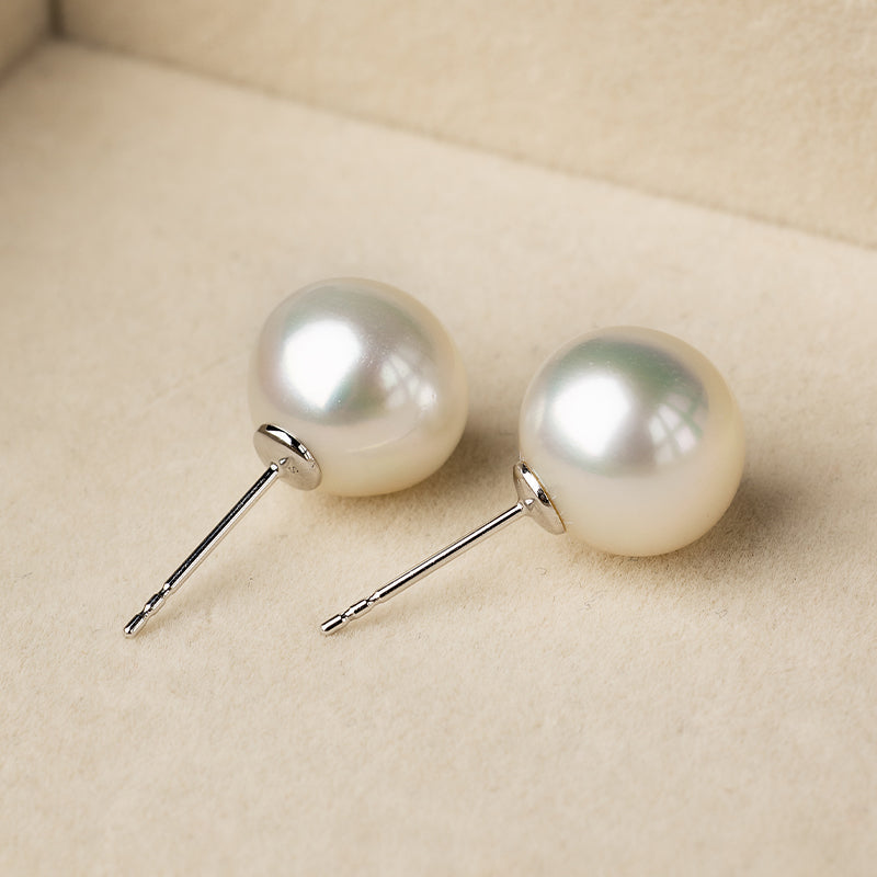 Bun-Styled South Sea Pearl Studs Earrings