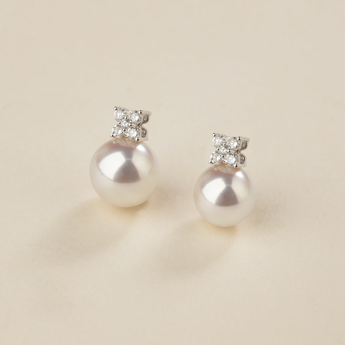 Akoya Pearl 10K White Gold Diamond Clover Pendant Necklace