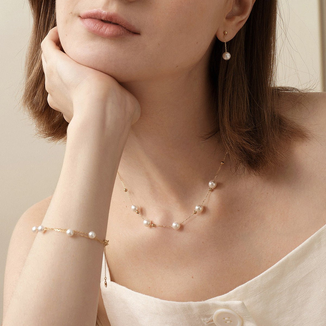 Akoya 18k Yellow Gold Baby's Breath Smile Necklace - HELAS Jewelry