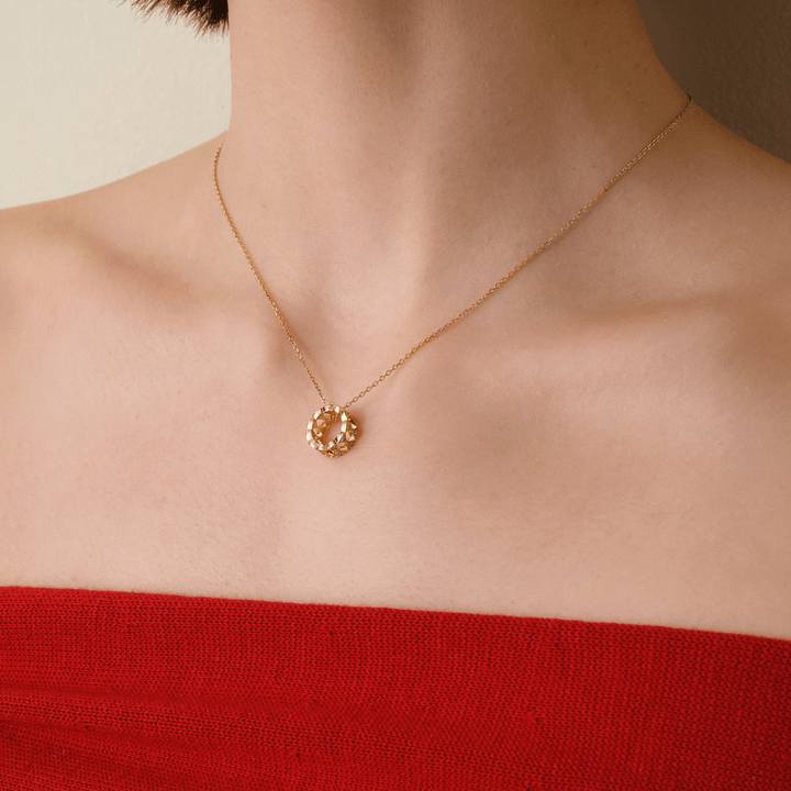 18K Gold Diamond Lucky Continuous Pendant Necklace - HELAS Jewelry