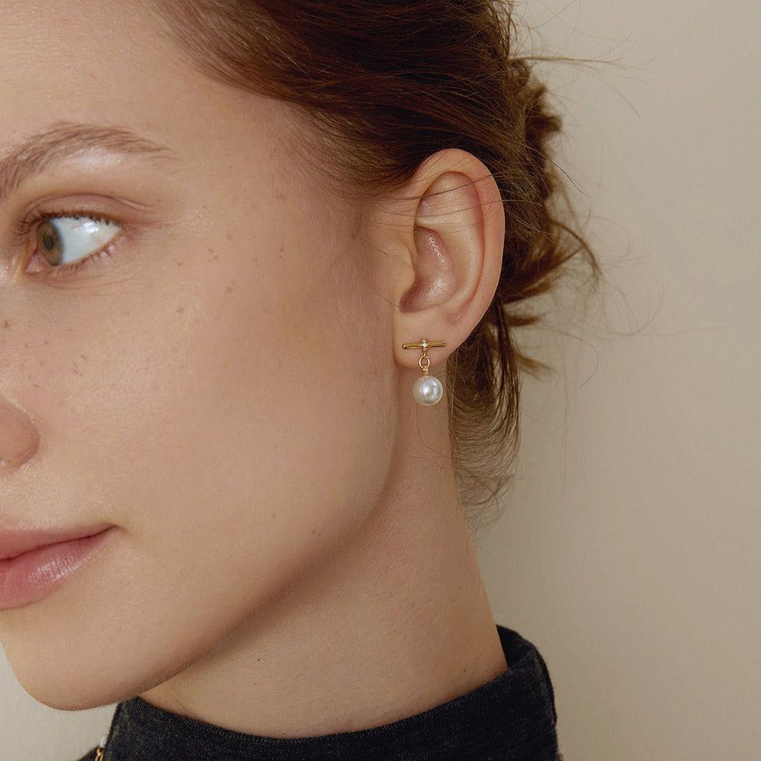 Akoya Pearl 18K Gold Diamond Parallel Grace Studs Earrings - HELAS Jewelry