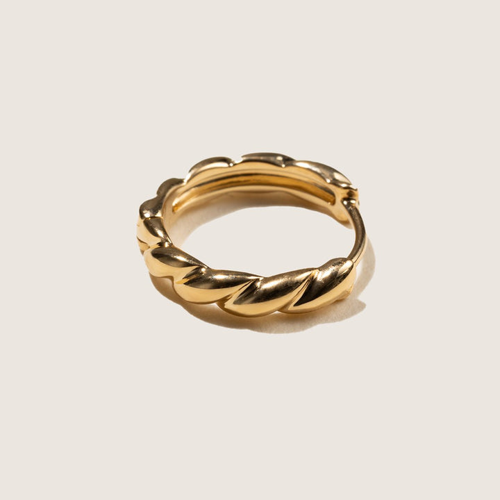 18K Gold Diamond Twist Huggie Hoop Earrings - HELAS Jewelry