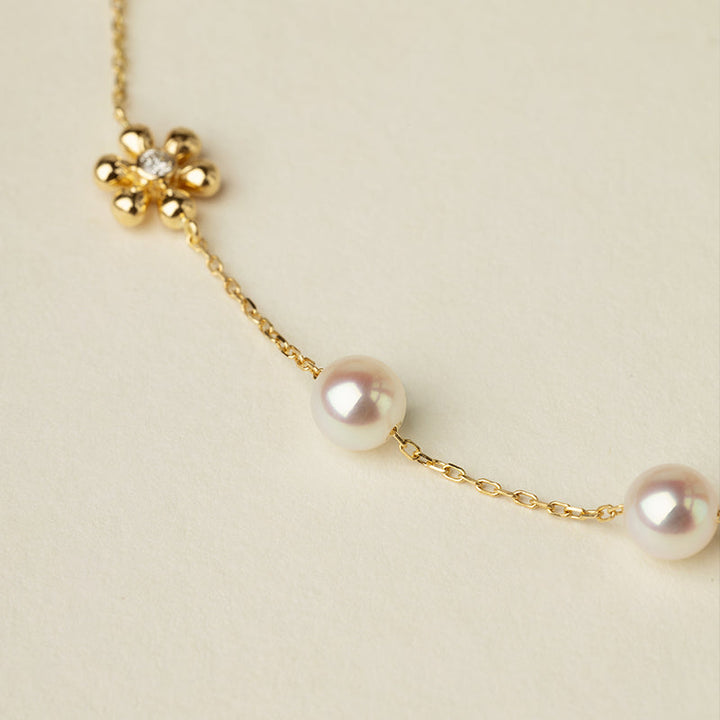 Akoya Pearl 18K Gold Diamond Flower Core Dainty Bracelet