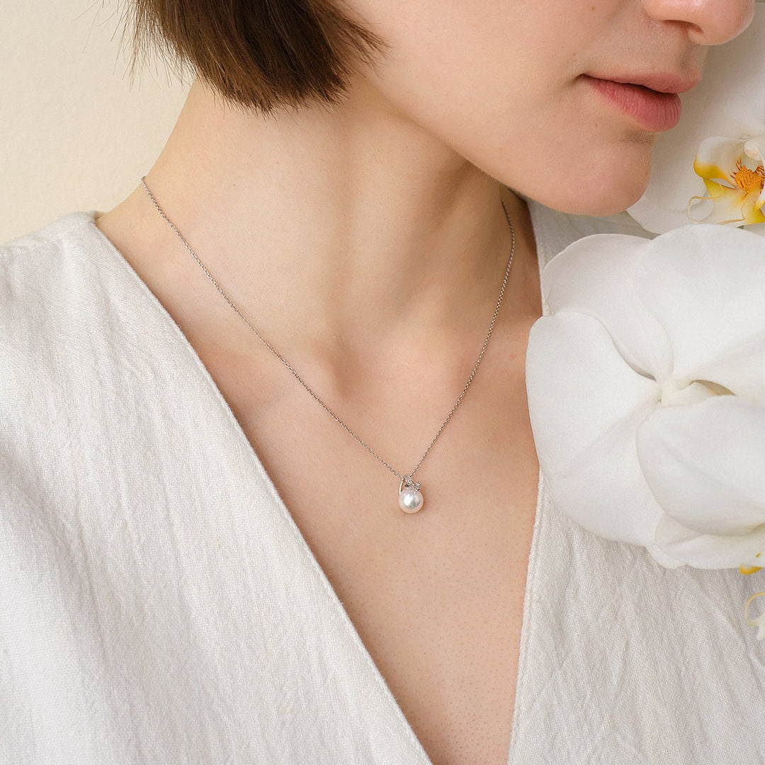 Akoya Pearl 18K Gold Diamond Petite Butterfly Pendant Necklace - HELAS Jewelry