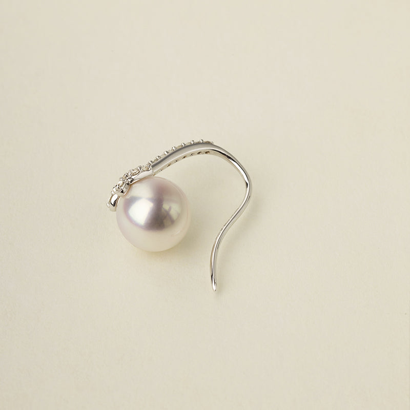 Akoya Pearl 18K Gold Diamond Butterfly Diamond ear Hooks Earrings