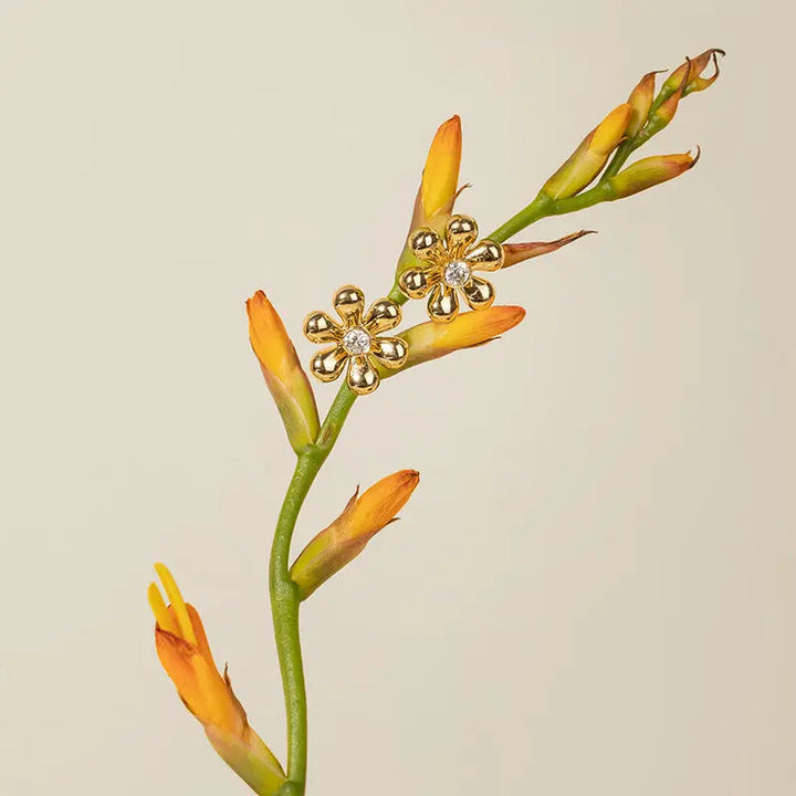 18K Gold Flower Diamonds Ear Studs - HELAS Jewelry