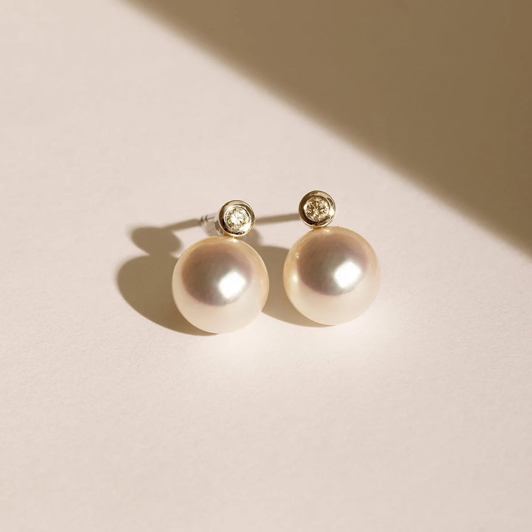 ORIGIN COLLECTION Premier Akoya Pearl 18K Gold with Diamond Stud Earrings ORIGIN COLLECTION Premier Akoya Pearl 18K Gold with Diamond Stud Earrings ORIGIN COLLECTION