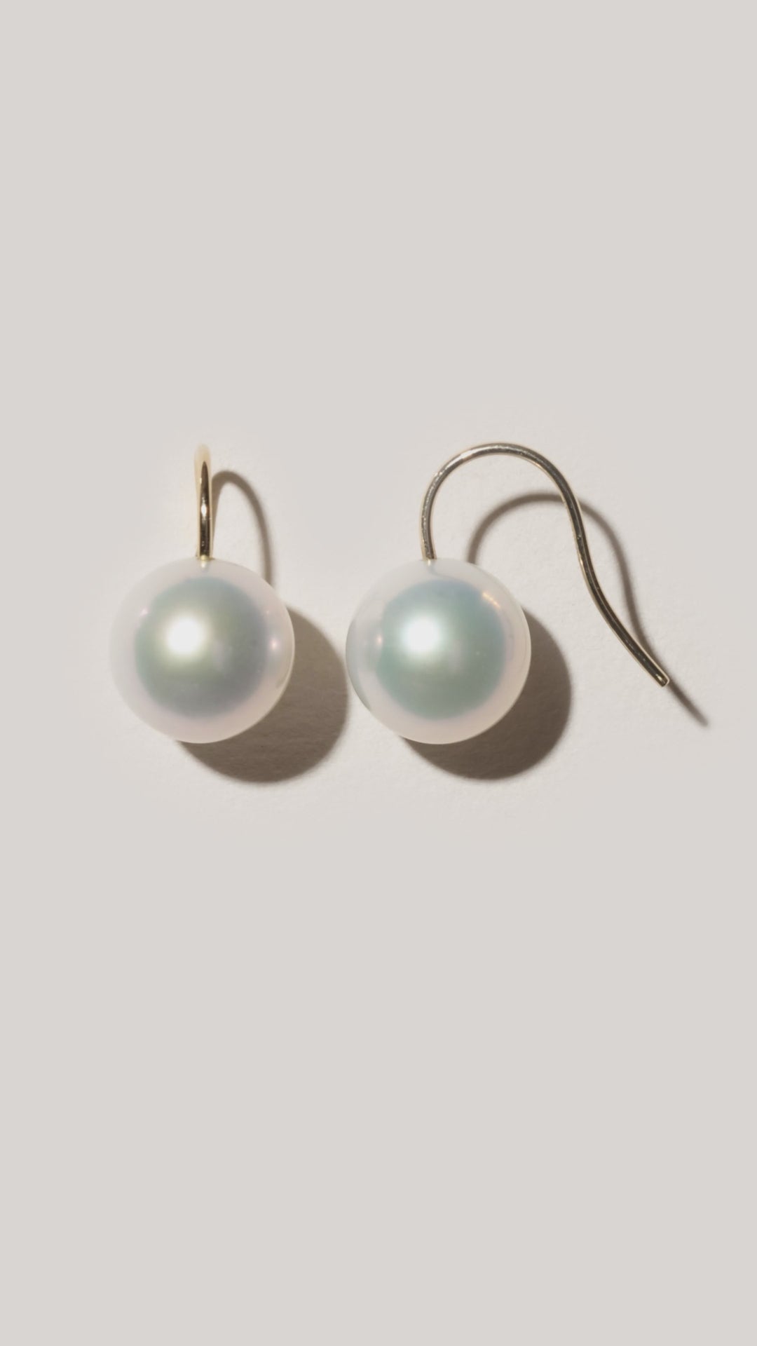 10-11mm Freshwater Edison Pearl 14K Gold French Hook Earrings
