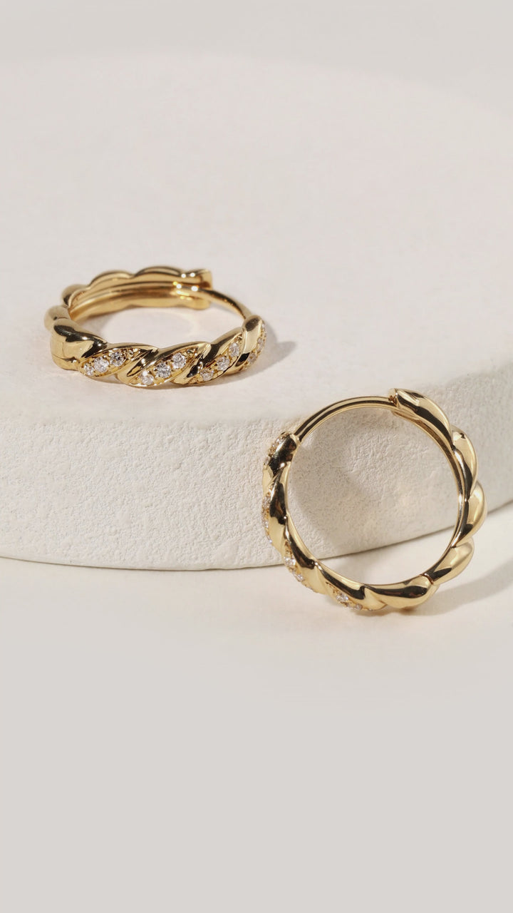 18K Gold Diamond Twist Huggie Hoop Earrings