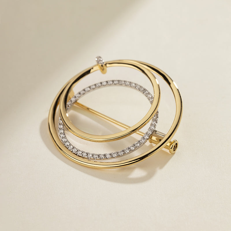 18K Gold Diamond Three-ring Intersecting Brooch