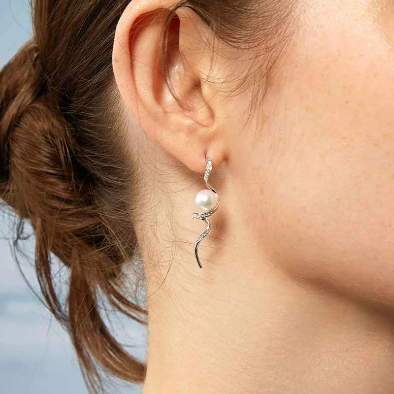 WAVES COLLECTION Akoya Pearl 18K White Gold Wave Curl Long Drop Diamonds Earrings WAVES COLLECTION Akoya Pearl 18K White Gold Wave Curl Long Drop Diamonds Earrings THE WAVES COLLECTION