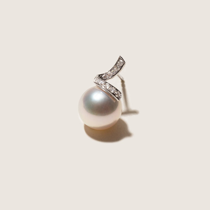 Akoya Pearl 18K White Gold Classic Wave Stud Diamonds Earrings - HELAS Jewelry