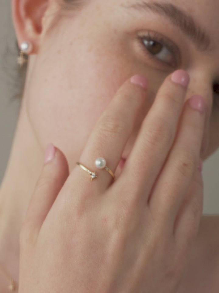 Akoya Pearl 18K Gold Diamond Ring